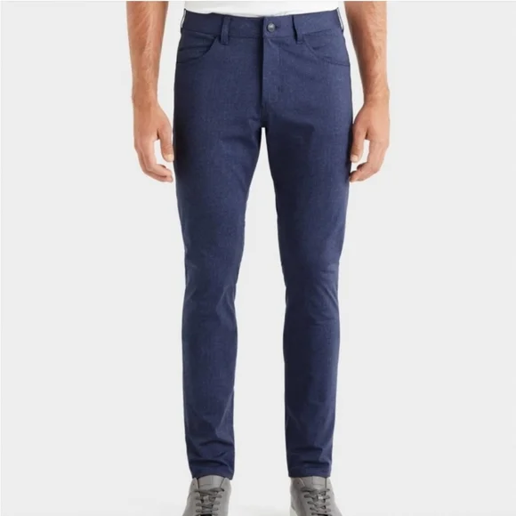 Rhone Men's Commuter Five Pocket Four Way Stretch Pants In Blue Size 32 - Picture 2 of 7